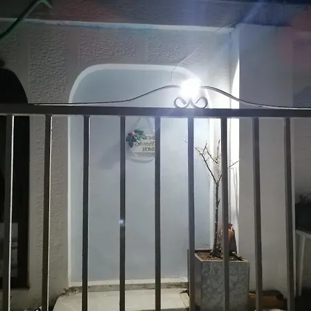 Alexandra's House בית נופש